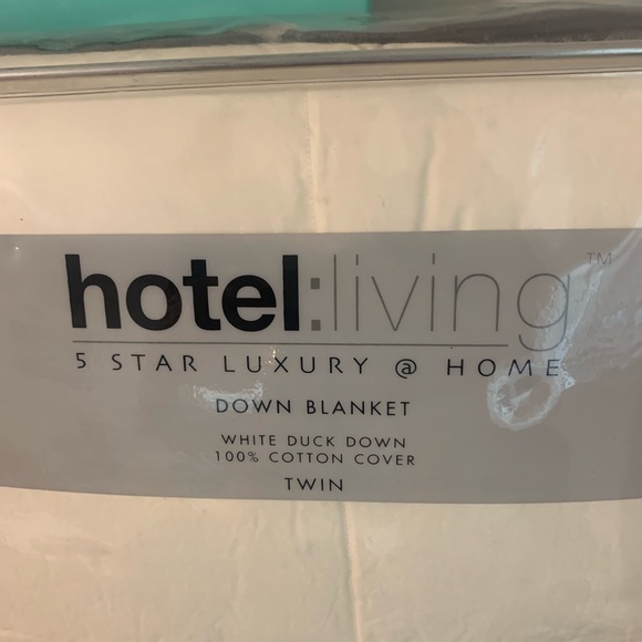 New Hotel Living for Linens N Things Ivory Duck Down Filled Cotton Blanket Twin - Picture 3 of 4